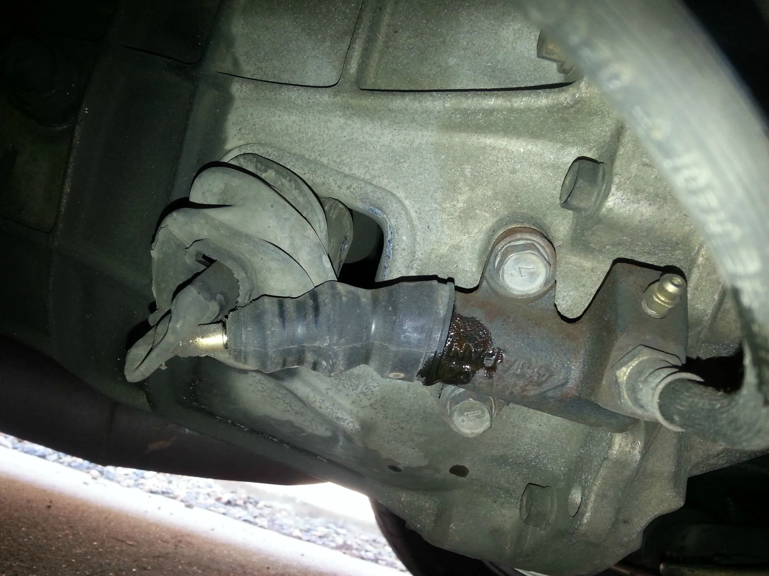 broken Clutch Slave Cylinder broken Clutch Slave Cylinder